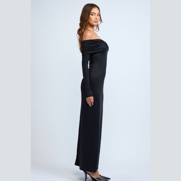 NWT Black Solid Off Shoulder Front Ruched Long Sleeve Fitted Maxi Dress - Picture 6 of 10